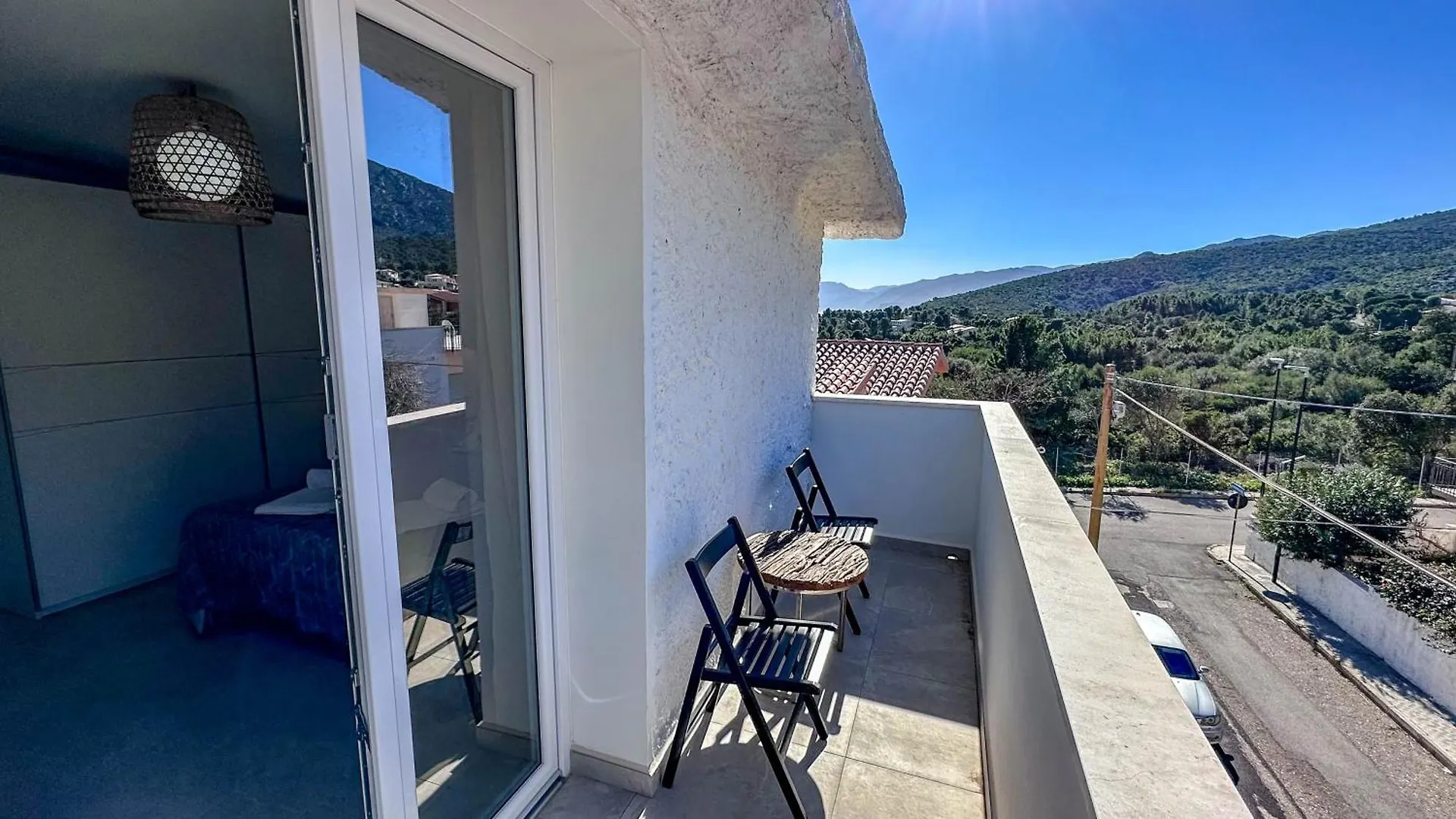 Casa Luna Blanca Cala Gonone 0*,